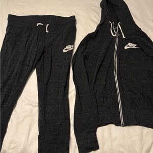 Nike Jogger Set